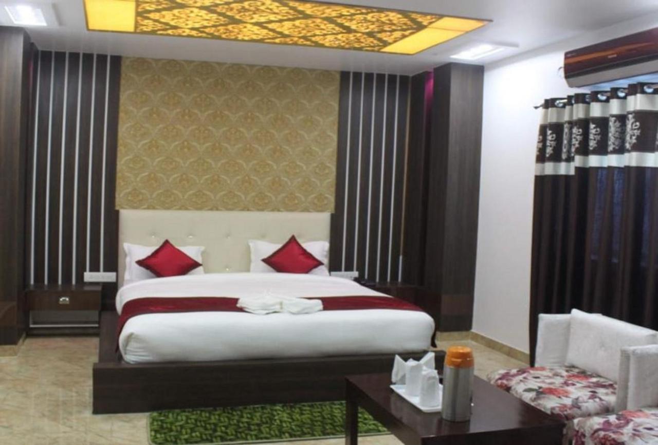 Hotel Golden Tulip Purnia Bagian luar foto
